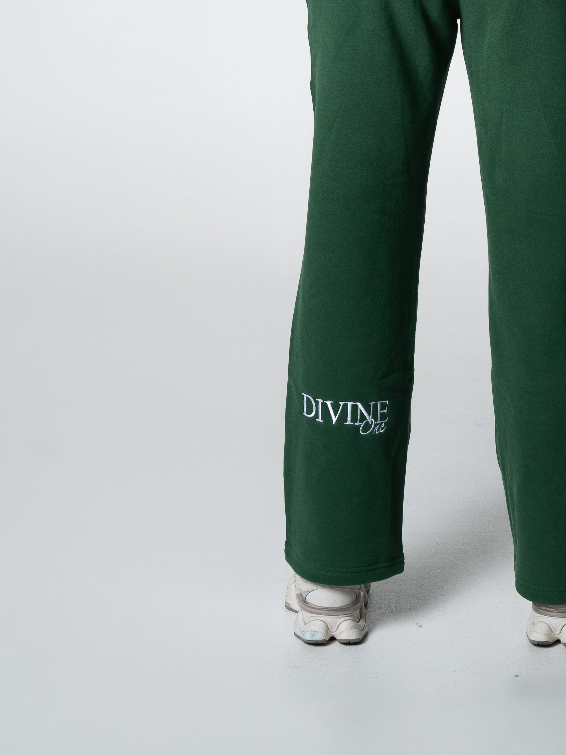 Streetwise Trackpant Forest Green
