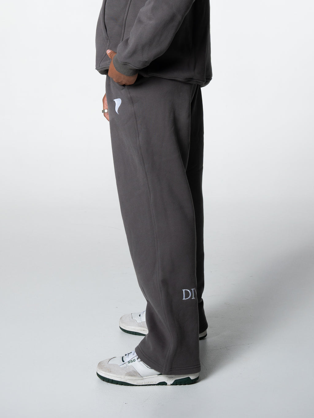 Streetwise Trackpant Charcoal Grey