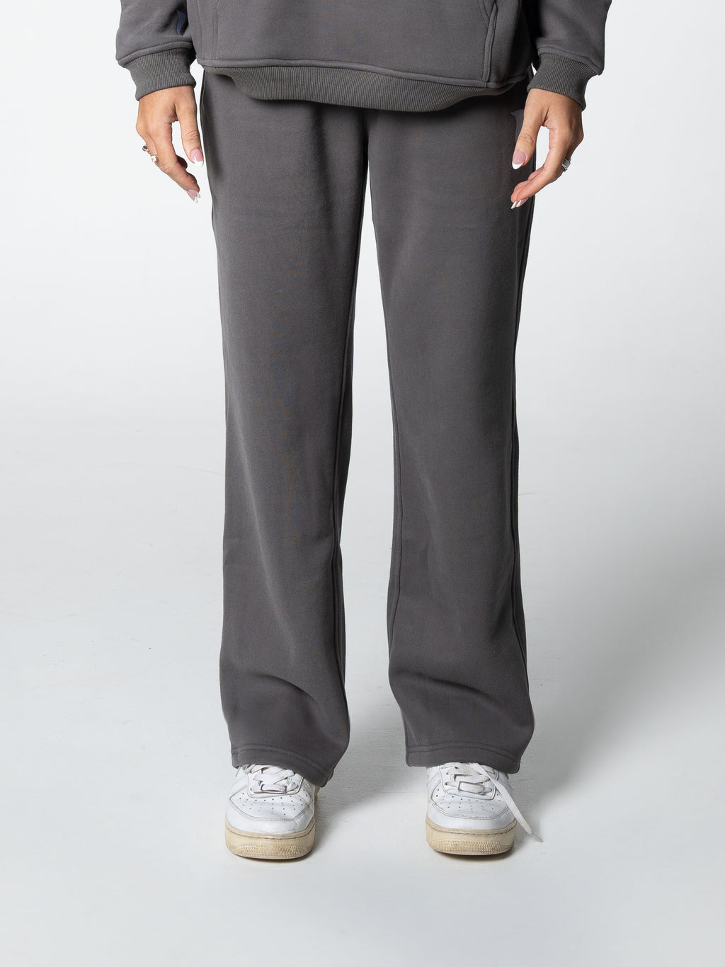 Streetwise Trackpant Charcoal Grey