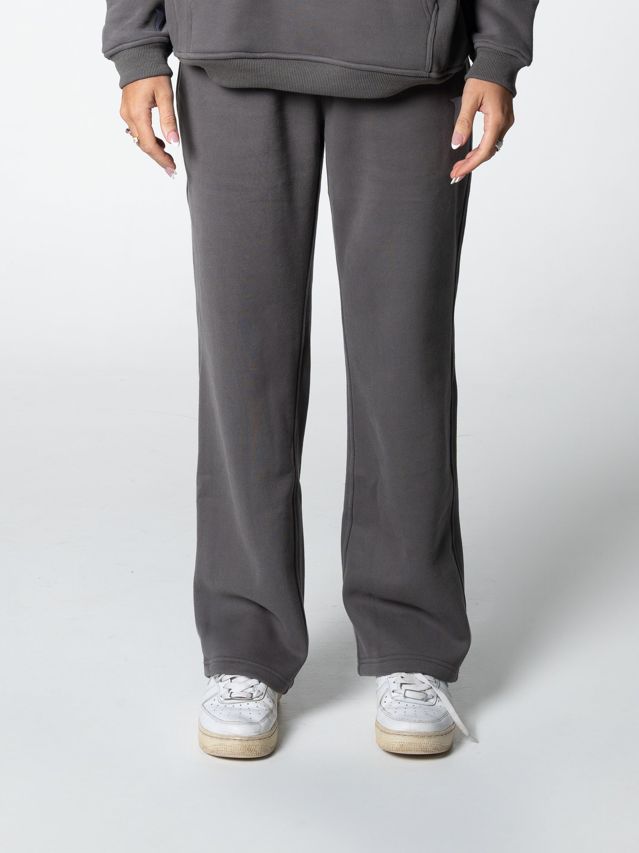 Streetwise Trackpant Charcoal Grey